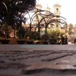 «Eres Fuensanta el Consuelo…» en la plaza Santo Domingo hay 2 placas