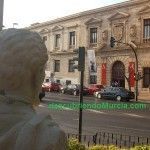 El decapitado busto del poeta Sánchez Madrigal Palacio Almudi Murcia