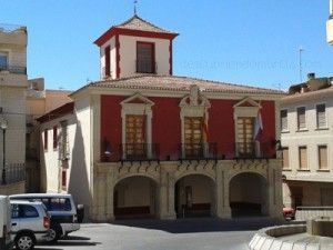 Ayuntamiento de Abanilla Murcia 300x225 El Ayuntamiento de Abanilla y su escudo de Fernando VI