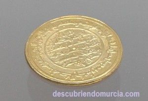 dinar Murcia 300x204 Taifa de Murcia, el reino islámico que dominó la Península Ibérica